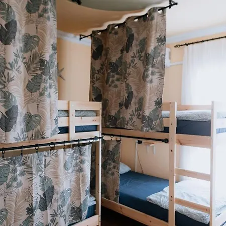 Hostel Endless Summer Vibes *