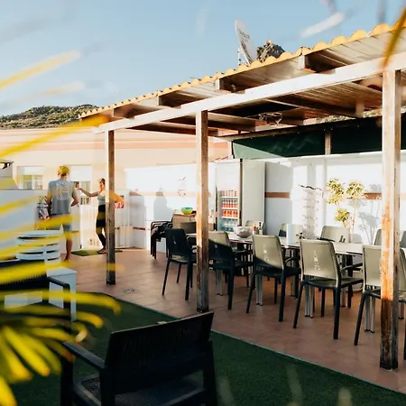 Endless Summer Vibes Hostel *