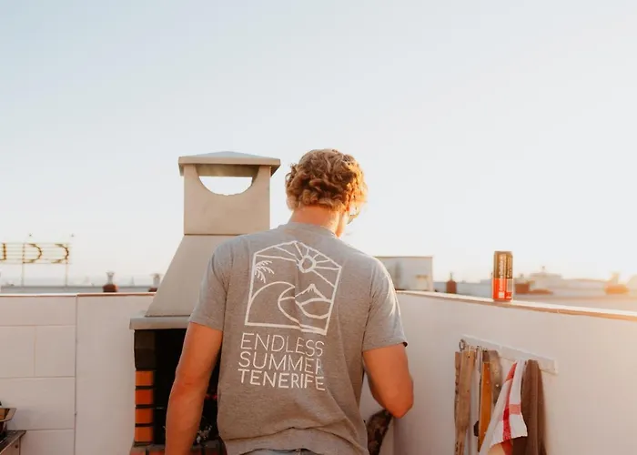 Endless Summer Vibes Hostel