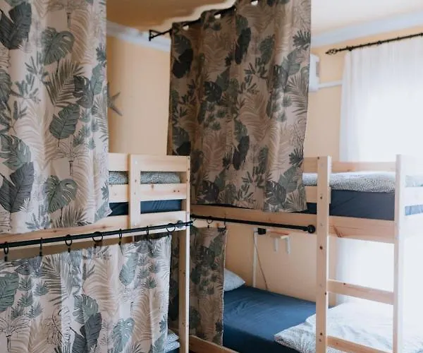 Hostel Endless Summer Vibes *