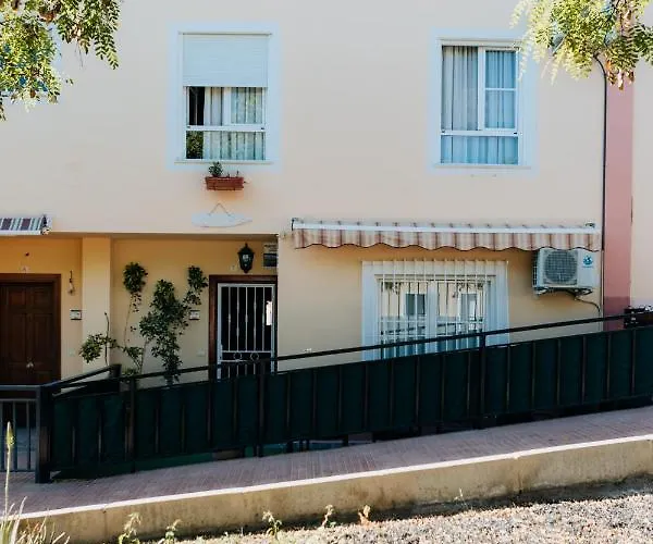 Endless Summer Vibes Hostel *