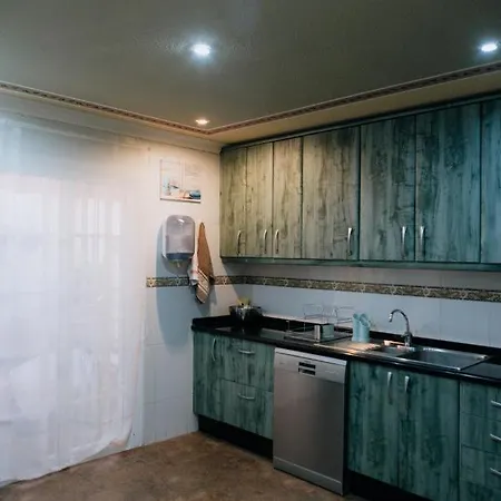 Vibes Surfhouse Hostel *